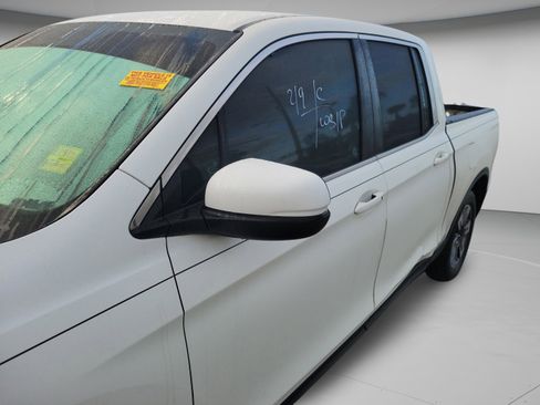 Used 2018 Honda Ridgeline RTL-T image 9