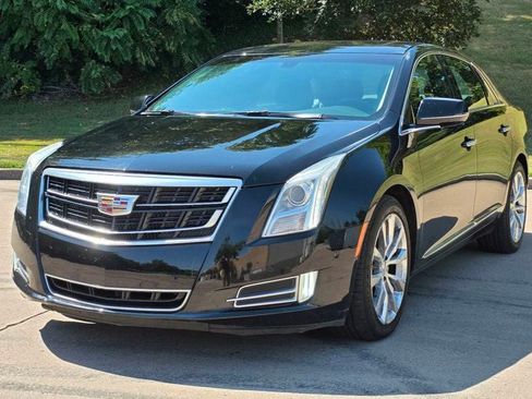 Used 2016 Cadillac XTS Luxury FWD image 4
