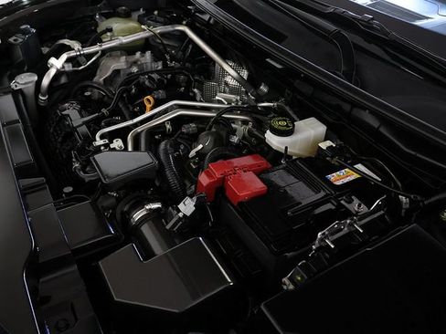 Used 2025 Mitsubishi Outlander SE FWD image 40