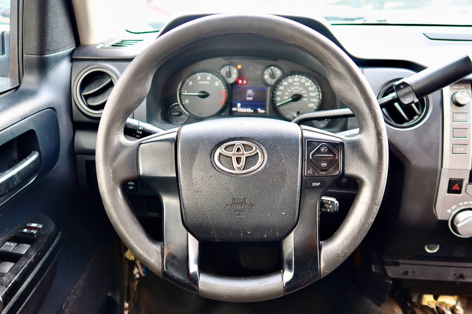Used 2015 Toyota Tundra SR w/ Tow Package RWD image 10