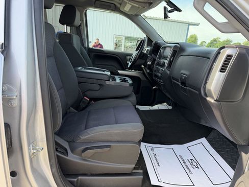 Used 2016 Chevrolet Silverado 1500 LT AWD/4WD image 17