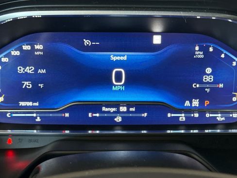 Used 2022 Chevrolet Suburban LT w/ Luxury Package AWD/4WD image 29