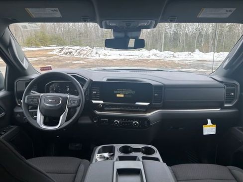 New 2026 GMC Sierra 1500 SLE w/ X31 Off-Road Package image 17