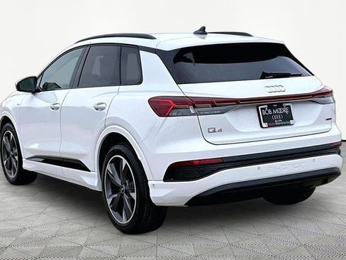 Used 2024 Audi Q4 e-tron Premium Plus AWD/4WD image 12