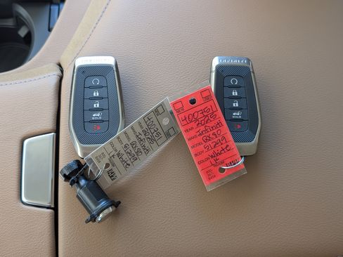 Used 2025 INFINITI QX80 Luxe AWD/4WD image 38