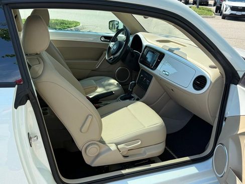 Used 2016 Volkswagen Beetle 1.8T SEL FWD image 13