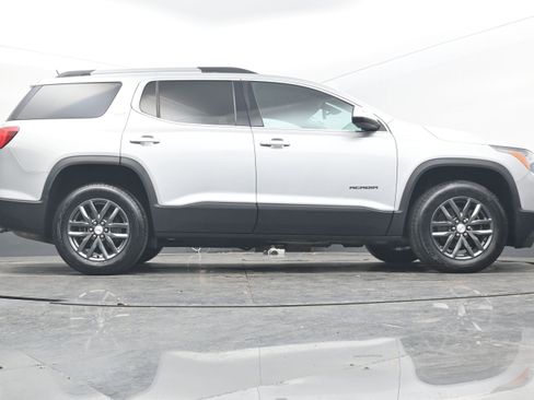 Used 2019 GMC Acadia SLT image 31