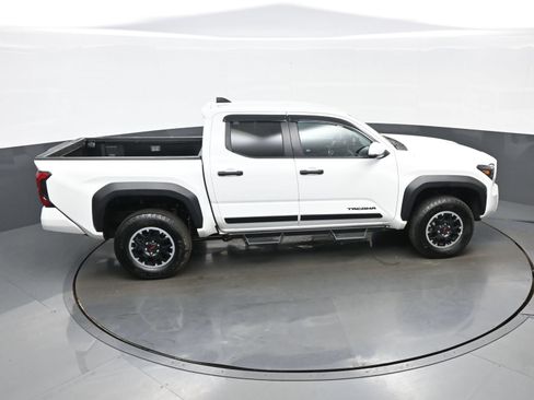 Used 2024 Toyota Tacoma TRD Off-Road w/ TRD Off Road Upgrade Package AWD/4WD image 42