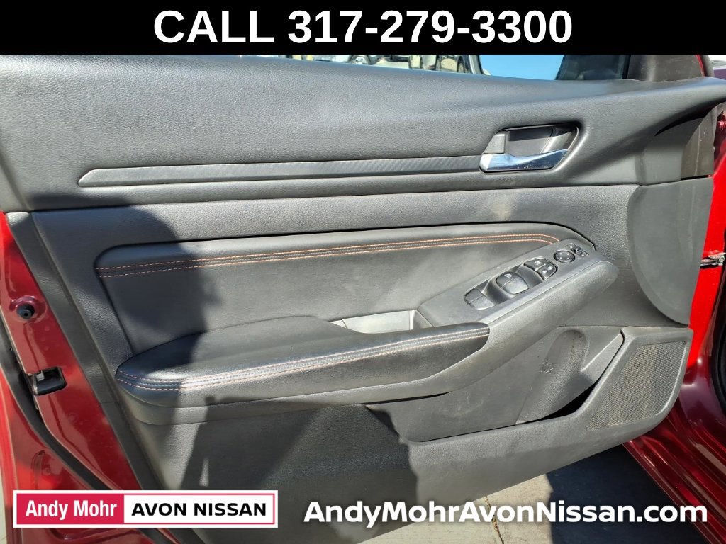 Used 2019 Nissan Altima 2.5 SR w/ SR Premium Package AWD/4WD image 15