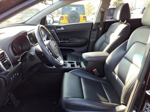 Used 2022 Kia Sportage EX image 24