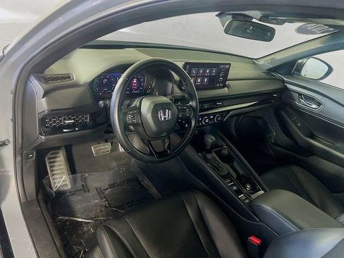 Used 2024 Honda Accord Sport image 11
