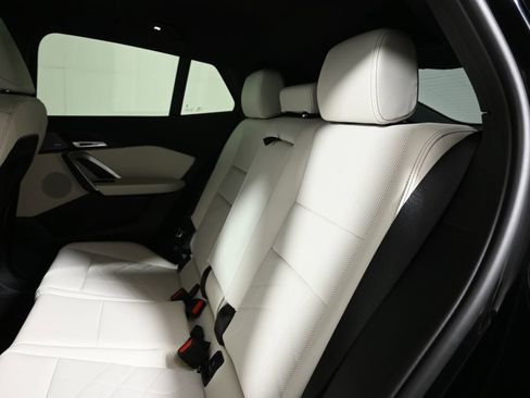 New 2026 BMW X2 xDrive28i w/ Technology Package image 4