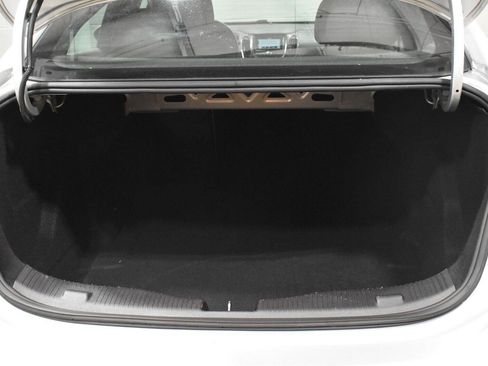 Used 2017 Chevrolet Cruze LT w/ LT Convenience Package FWD image 23