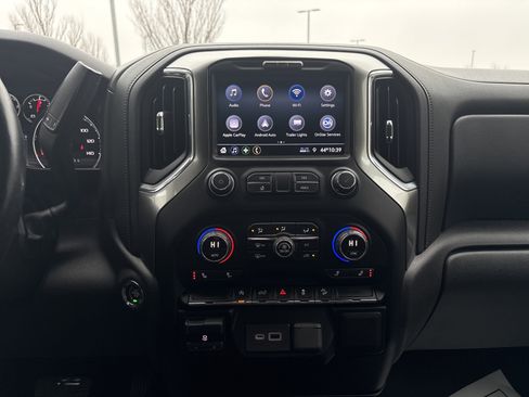 Used 2021 Chevrolet Silverado 1500 LT image 28