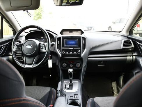 Used 2018 Subaru Crosstrek 2.0i Premium AWD/4WD image 18