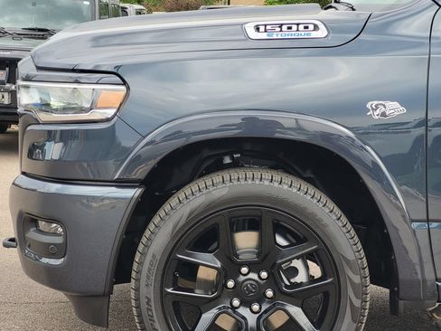 Used 2026 RAM 1500 Laramie w/ Advanced Safety Group II AWD/4WD image 11