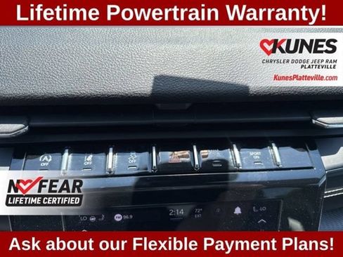 Used 2024 Jeep Grand Cherokee Altitude AWD/4WD image 27