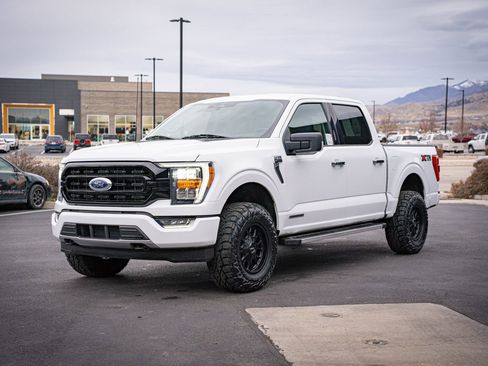 Used 2023 Ford F150 XLT w/ Equipment Group 302A High image 13