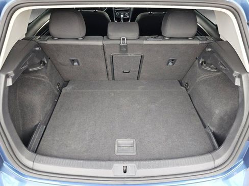 Used 2019 Volkswagen Golf S image 24