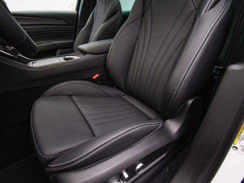 New 2025 Maserati Grecale Modena image 44