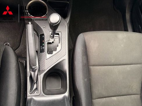 Used 2015 Toyota RAV4 LE image 19