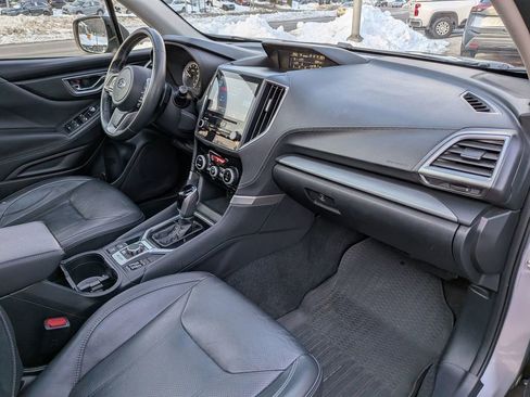 Used 2021 Subaru Forester Limited image 26