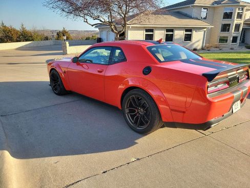 Used 2020 Dodge Challenger SRT Hellcat Redeye image 6