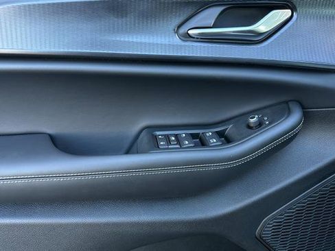 New 2025 Jeep Grand Cherokee L Laredo w/ Luxury Tech Group I image 8