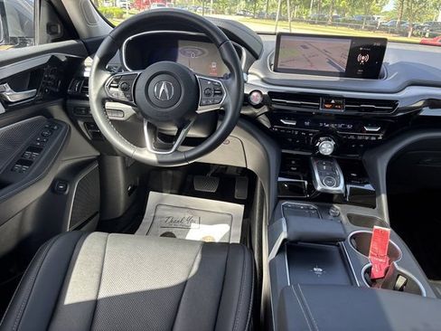 Used 2023 Acura MDX FWD w/ Technology Package image 17