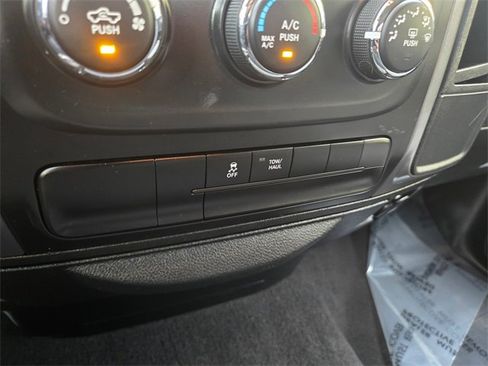 Used 2024 RAM 1500 Classic SLT image 31