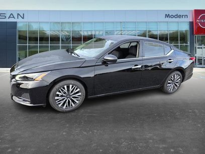 New 2025 Nissan Altima 2.5 SV