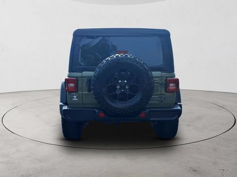 Used 2025 Jeep Wrangler Sport AWD/4WD image 6