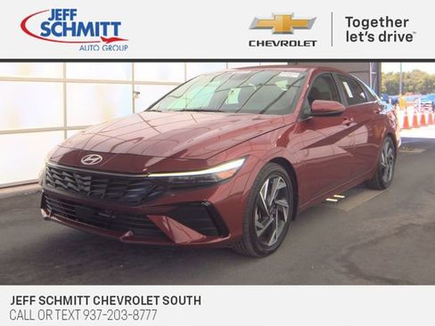 Used 2024 Hyundai Elantra SEL w/ Convenience Package FWD image 1