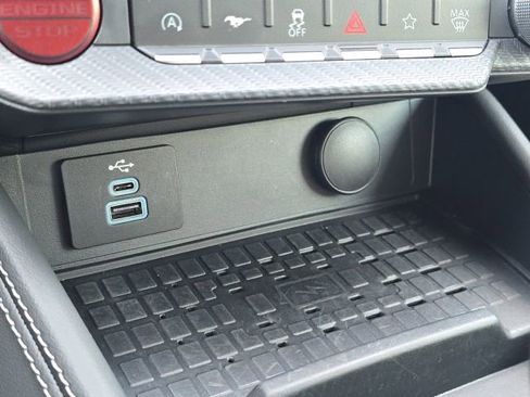 Used 2024 Ford Mustang GT Premium image 34