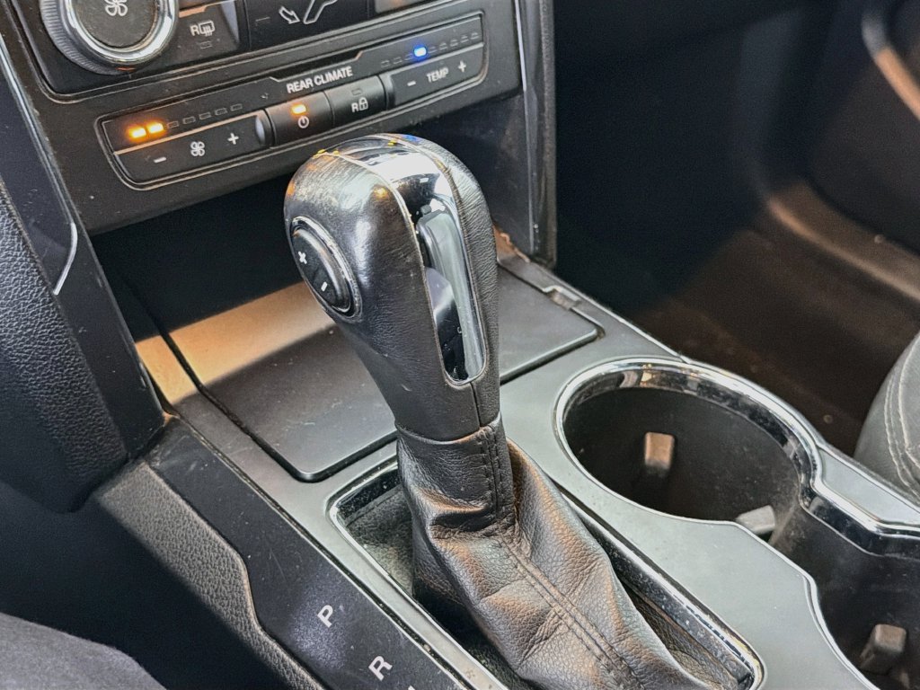 Used 2019 Ford Explorer XLT FWD image 17