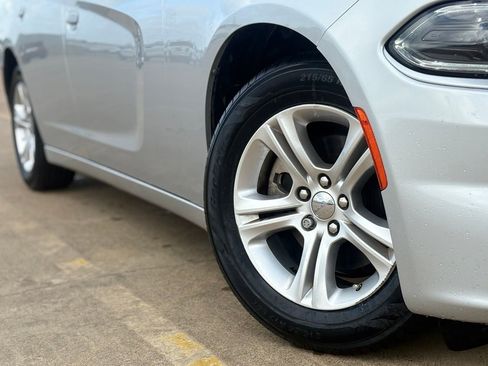 Used 2023 Dodge Charger SXT RWD image 11