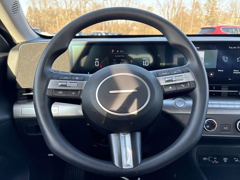 Certified 2024 Hyundai Kona SE image 15