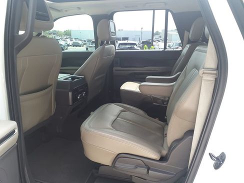 Used 2021 Ford Expedition Max Limited RWD image 21