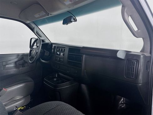 Used 2024 Chevrolet Express 2500 w/ Driver Convenience Package image 25