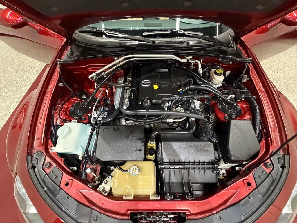 Used 2012 MAZDA MX-5 Miata Grand Touring w/ Premium Pkg RWD image 36