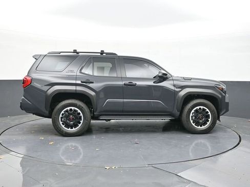 Used 2025 Toyota 4Runner TRD Off-Road image 17