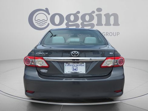 Used 2013 Toyota Corolla LE FWD image 4