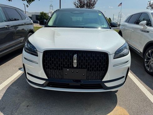 Used 2023 Lincoln Corsair FWD w/ Equipment Group 101A image 2