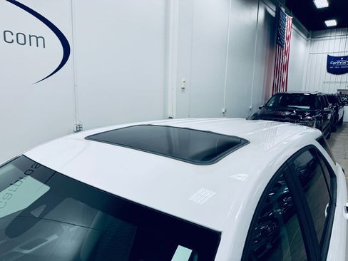 Used 2020 Chevrolet Equinox LS w/ LS Convenience Package image 14