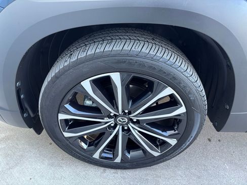 Certified 2025 MAZDA CX-50 AWD 2.5 S w/ Premium Plus Pkg image 11