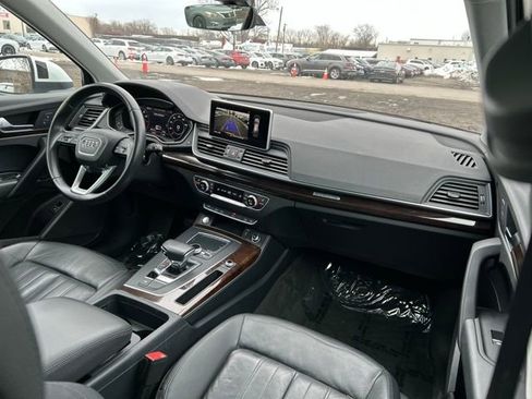 Used 2018 Audi Q5 2.0T Premium Plus w/ Premium Plus Package image 17