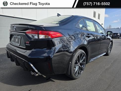 New 2026 Toyota Corolla SE image 3