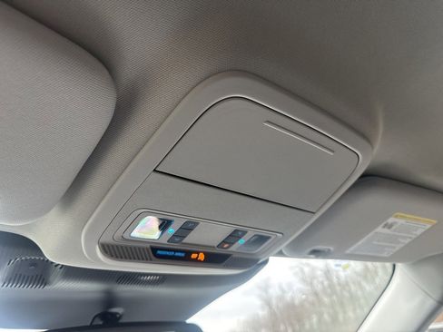 New 2026 Ford Explorer Active w/ Active Comfort Package image 21