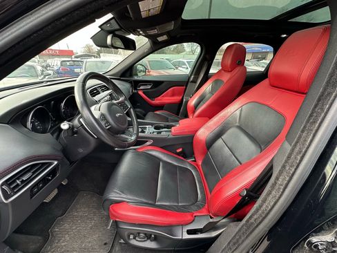 Used 2017 Jaguar F-PACE S image 10