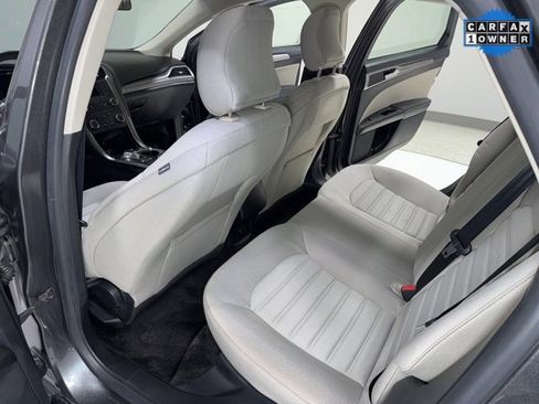 Used 2018 Ford Fusion S image 21